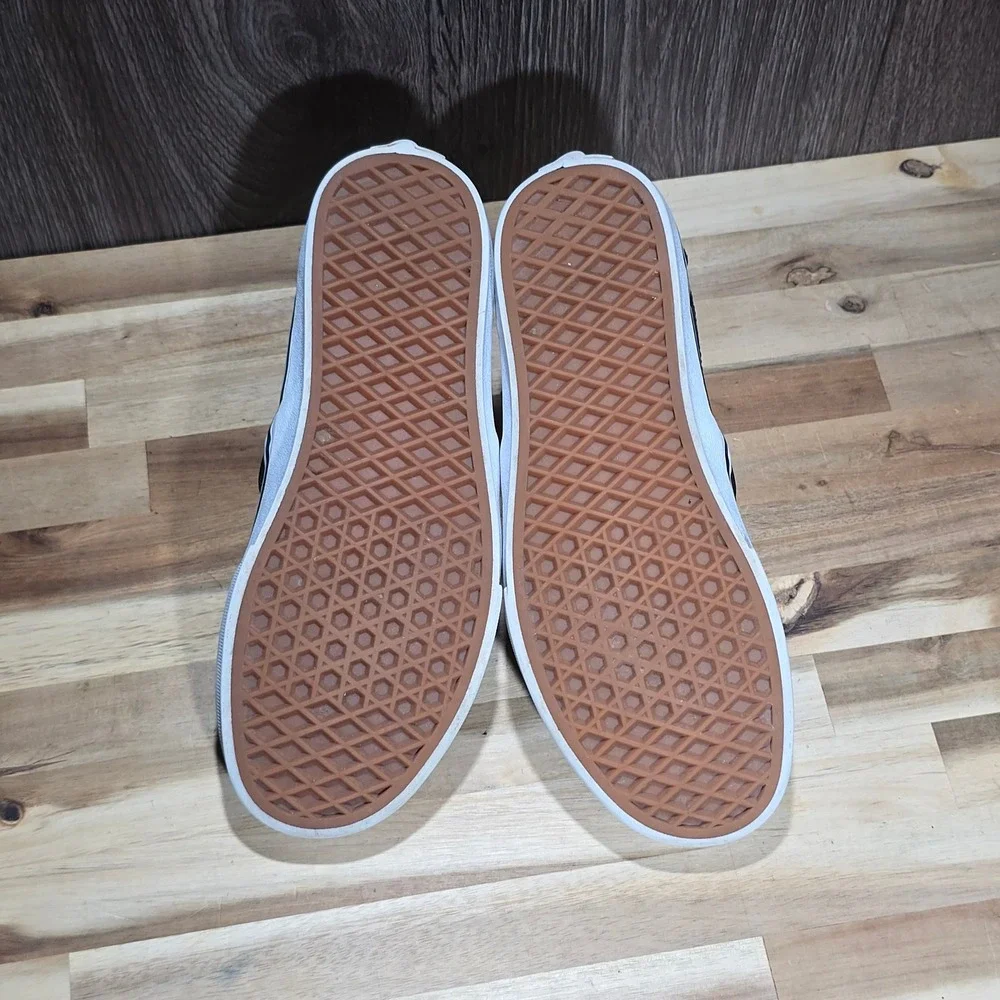 Vans Classic Perforated Leather Slip On Shoes‎ Women's 7.5 Black White